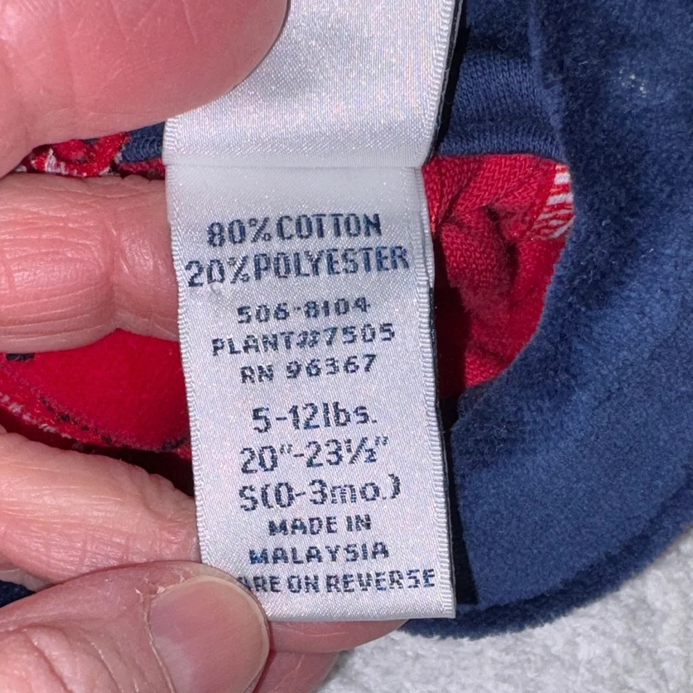 OshKosh B'gosh Red and Navy velour Floral One Piece vintage 0/3m